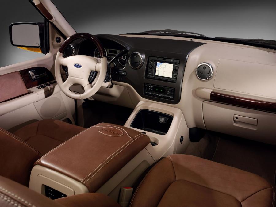  Ford Expedition 2003 года  (фото 15 из 169)